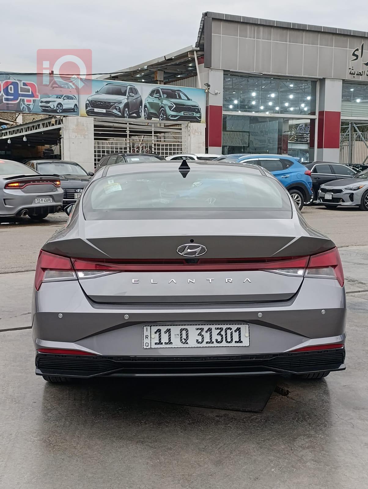 Hyundai Elantra